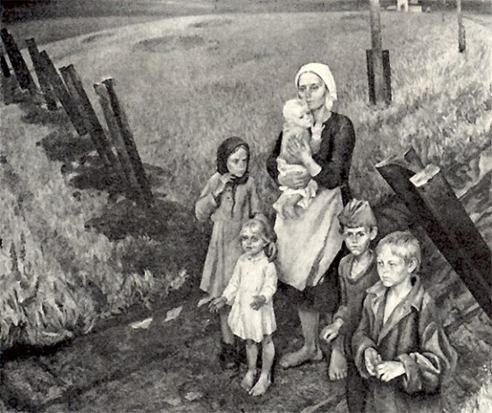 Женщина с пятью детьми у края поля и противотанковых рвов.